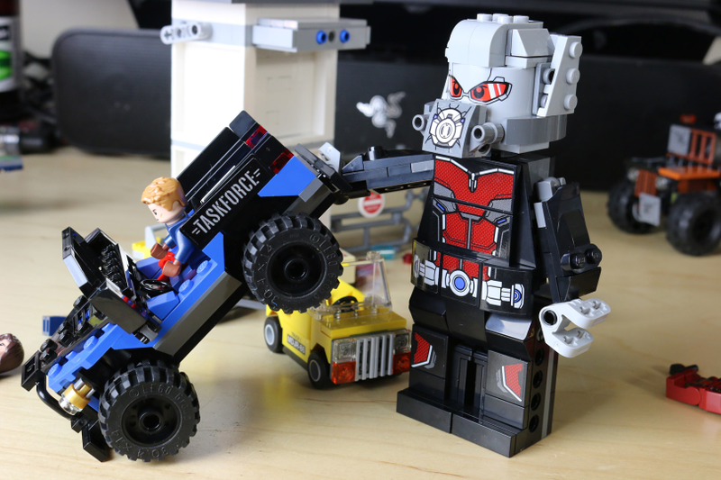 Illustration for article titled Toy Time Plays With Captain America: Civil War LEGO Sets